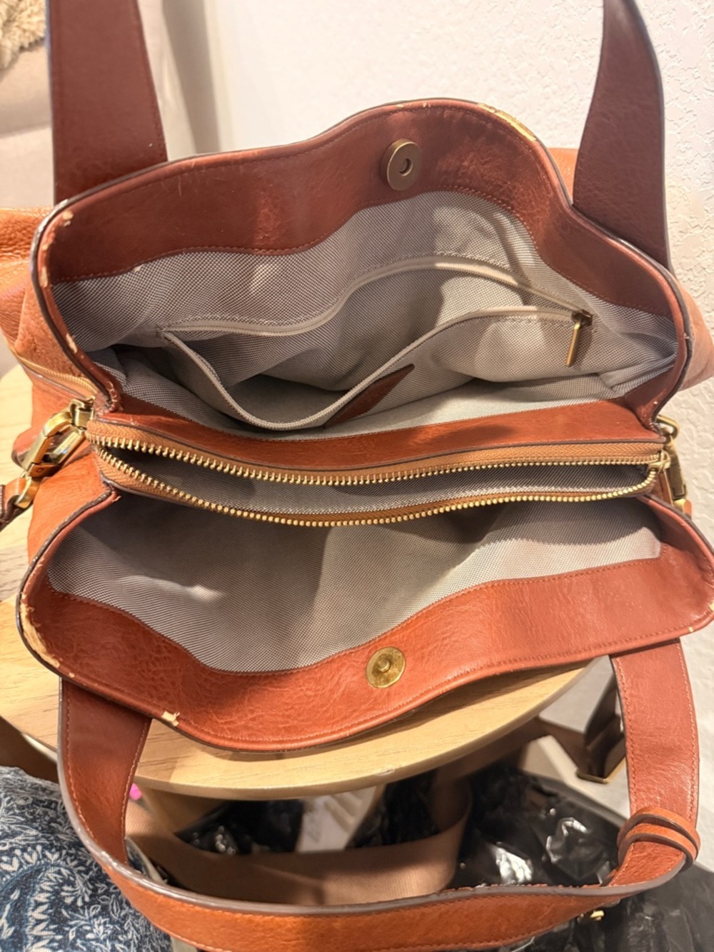 Fossil Cognac Pebbled Leather Shoulder Bag with Gold Key Charm - Picture 6 of 8